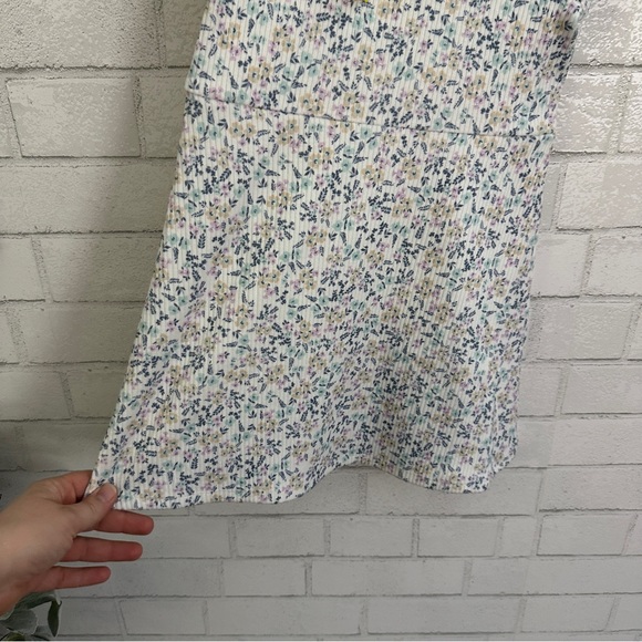 DESIGN HISTORY Girls “Pearl” Flowered Dress - Picture 4 of 8